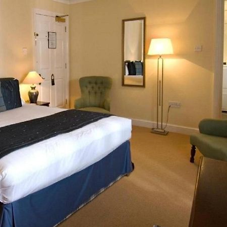 Ghyll Manor Country Hotel Horsham Exterior photo