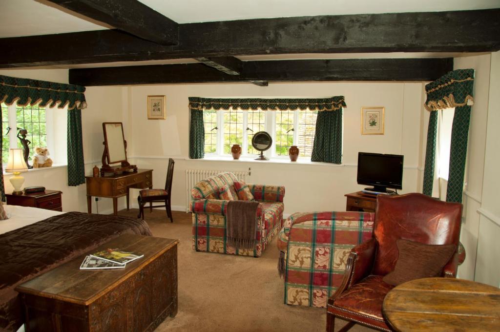 Ghyll Manor Country Hotel Horsham Exterior photo