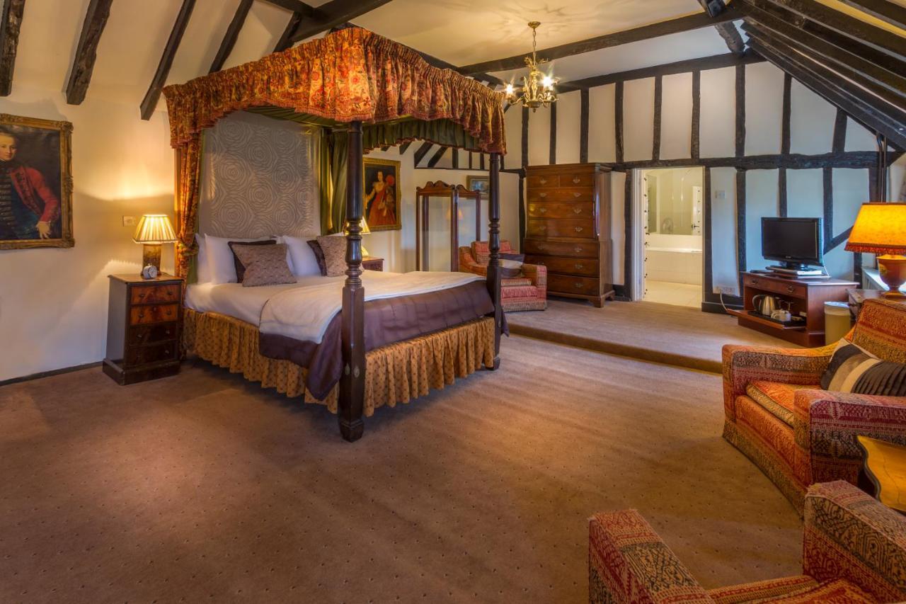 Ghyll Manor Country Hotel Horsham Exterior photo