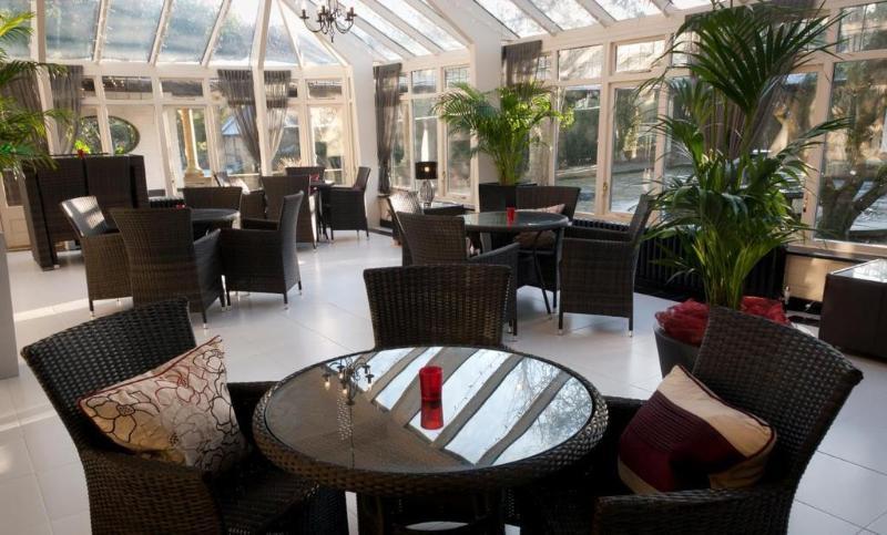 Ghyll Manor Country Hotel Horsham Exterior photo